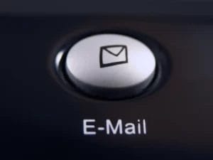 an e-mail button with an envelope on it